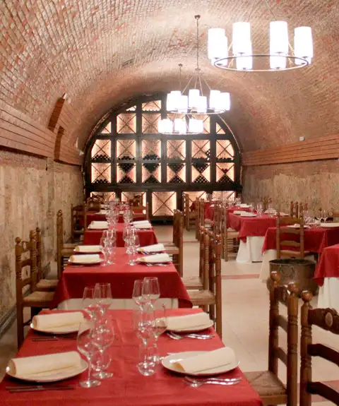 Salón El Tubo
