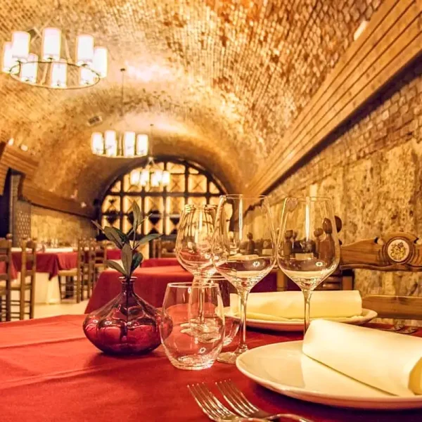 Salón El Tubo